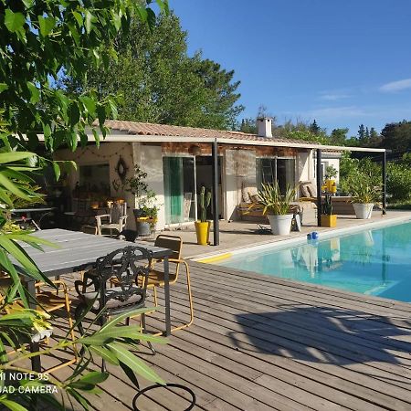 B&B La Terre Brulee Aigues-Mortes Buitenkant foto