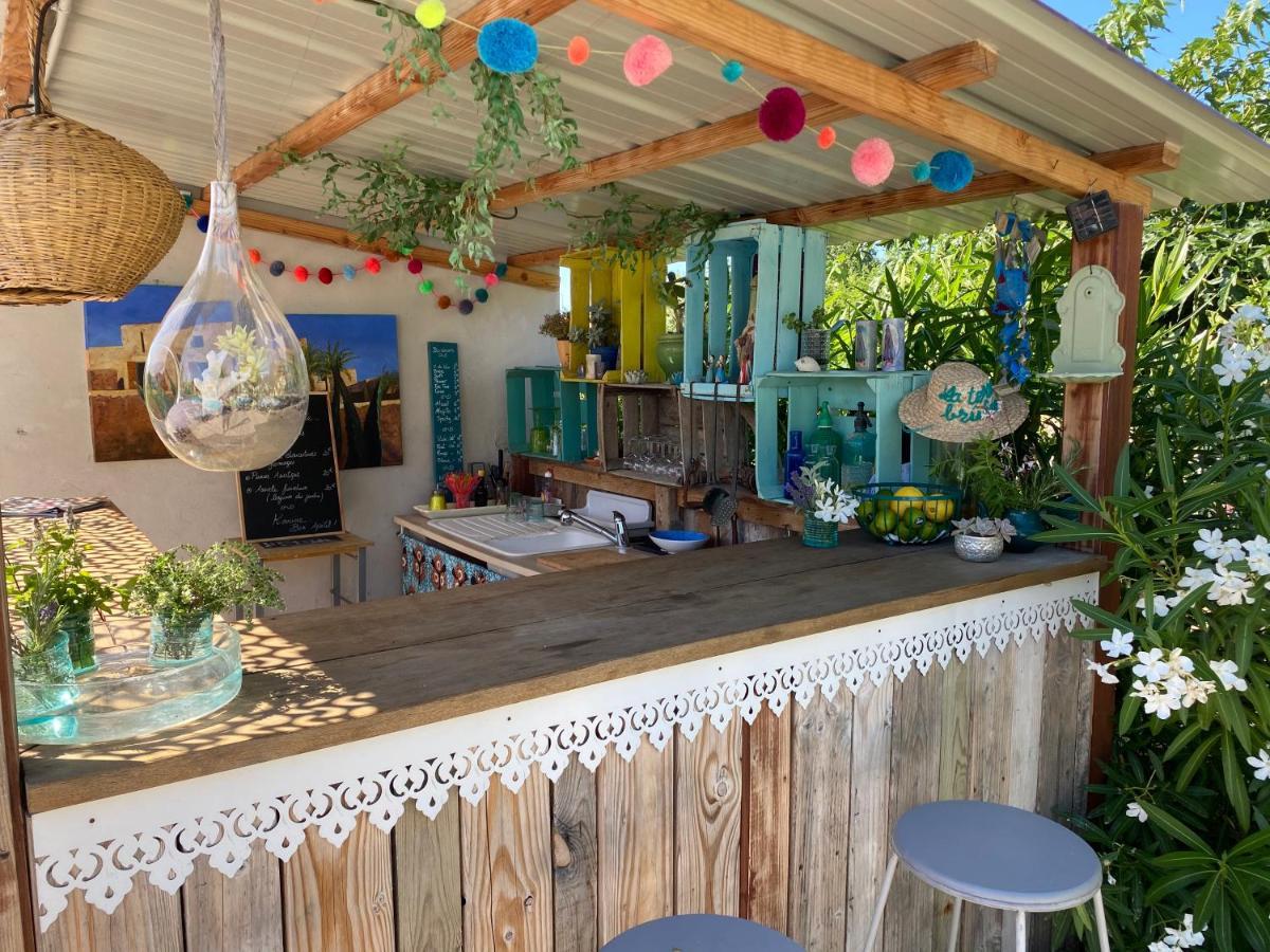 B&B La Terre Brulee Aigues-Mortes Buitenkant foto