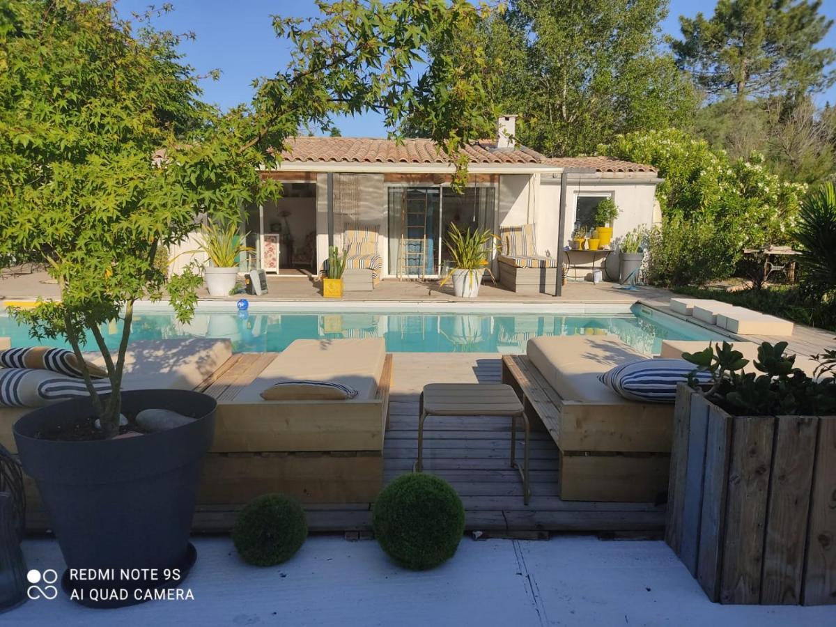 B&B La Terre Brulee Aigues-Mortes Buitenkant foto