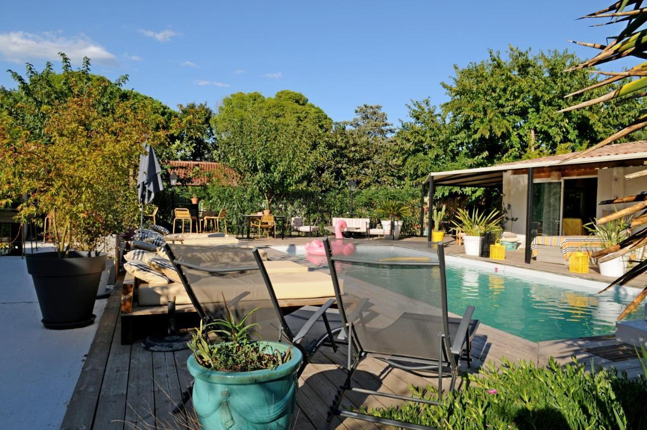B&B La Terre Brulee Aigues-Mortes Buitenkant foto