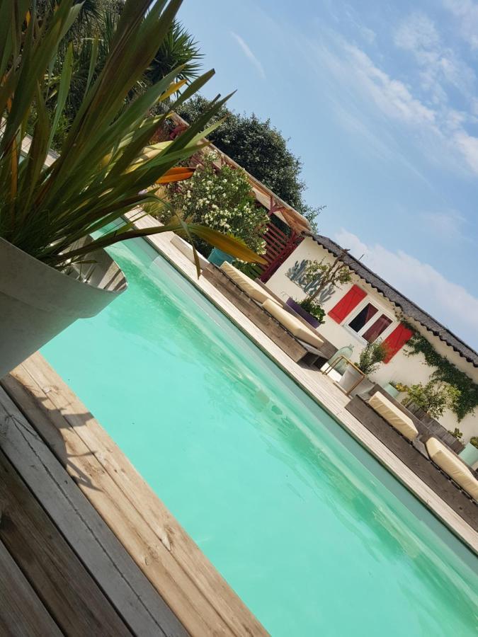 B&B La Terre Brulee Aigues-Mortes Buitenkant foto