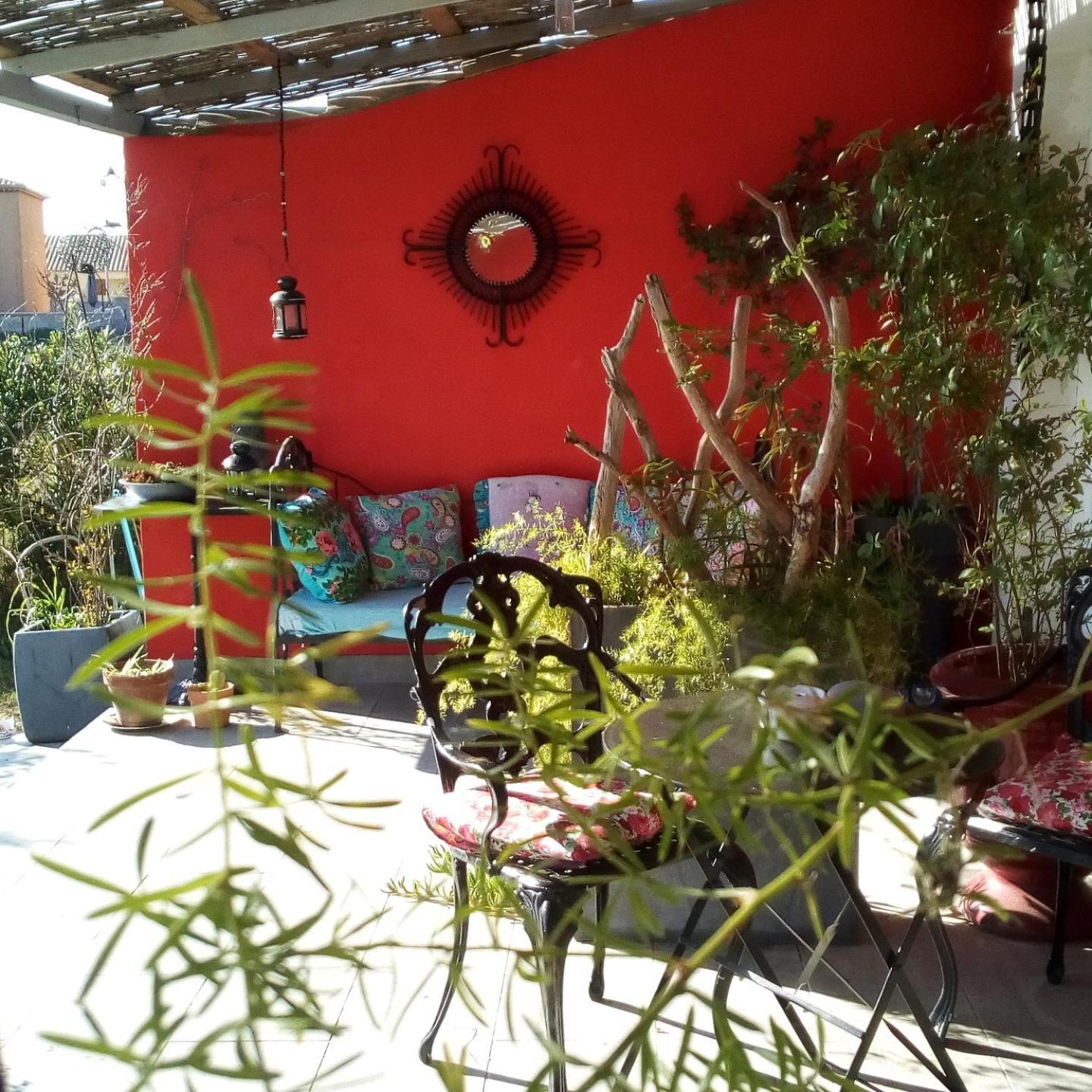 B&B La Terre Brulee Aigues-Mortes Buitenkant foto